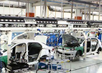 Produção de veículos cai 15,8% em fevereiro