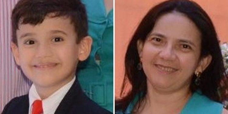 Menino de 13 anos mata mãe e irmão porque foi proibido de usar celular