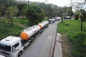 Tanqueiros podem firmar ações contra aumento dos combustíveis nesta segunda