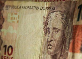 Prévia da inflação oficial fica em 0,95% em março, diz IBGE