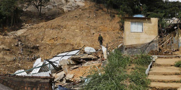 Petrópolis ainda tem cinco desaparecidos na tragédia de fevereiro