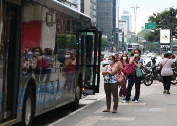 Manifestação afeta 38 linhas de ônibus na zonal sul de São Paulo