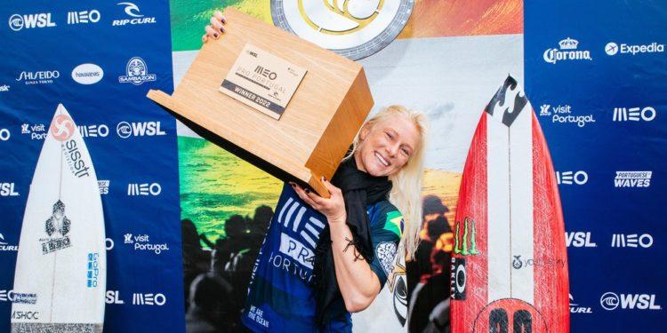 WSL: Tatiana Weston-Webb fatura o título da etapa de Peniche do Circuito Mundial de Surfe