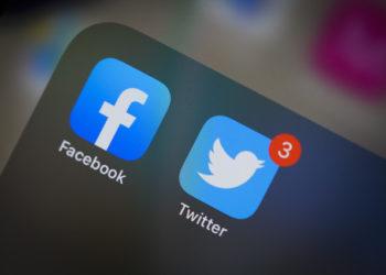 Rússia proíbe Facebook e Twitter no país