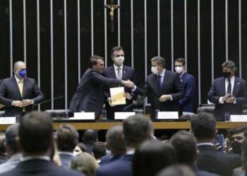 Lira pede que STF dê ao Congresso poder de decisão em casos de cassação