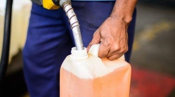 Brasil tem 3ª gasolina mais cara do mundo, calcula consultoria