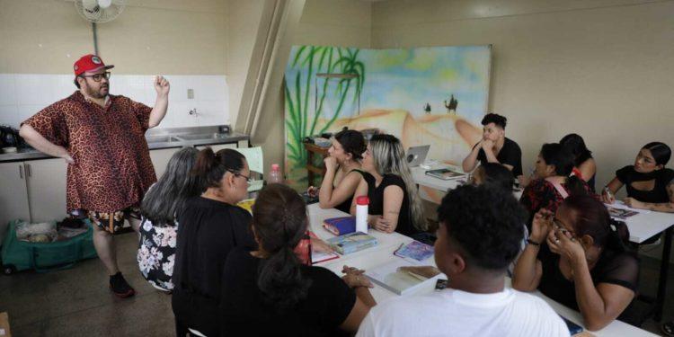 Manaus tem workshop gratuito de perucaria e visagismo