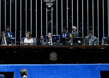 No Congresso, Campos Neto defende maior autonomia para o Banco Central