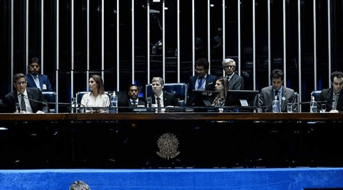 No Congresso, Campos Neto defende maior autonomia para o Banco Central