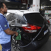 Gasolina bate novo recorde e já custa R$ 8,599 o litro em alguns postos de SP