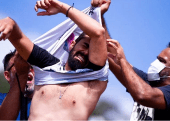 De volta ao Morro da Capelinha, grupo Via Sacra ao Vivo ensaia a Paixão de Cristo