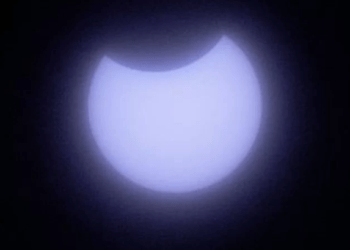 Eclipse solar e Mercúrio poderão ser vistos neste final de semana