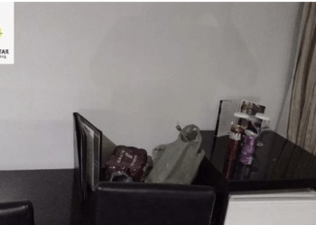 Mãe leva filho de 7 anos a motel e é detida com mais dois adultos