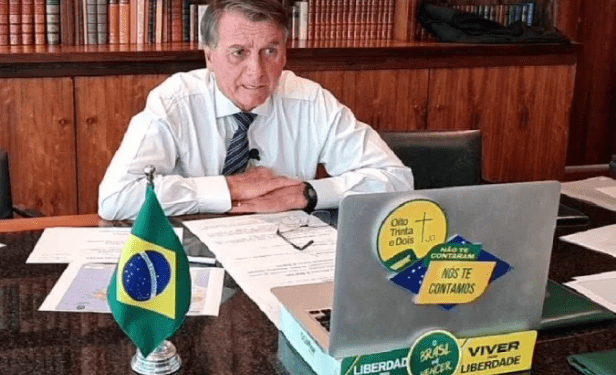 Bolsonaro diz que há “90% de chance” de Braga Netto ser vice de chapa