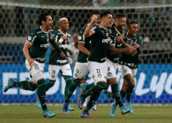 Palmeiras inicia busca pelo 11º título nacional embalado por vitórias