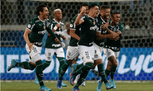 Palmeiras inicia busca pelo 11º título nacional embalado por vitórias