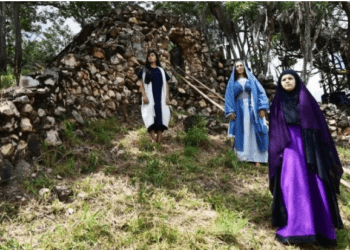 Encenação da Via Sacra volta ao Morro da Capelinha nesta sexta-feira