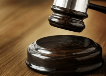 Bombeiro do DF perde posto e patente por corrupção e falsidade ideológica