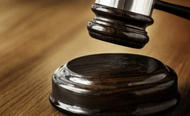 Bombeiro do DF perde posto e patente por corrupção e falsidade ideológica