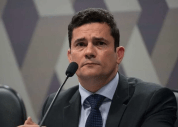 Moro deixa a candidatura para presidência