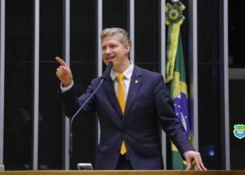 Van Hattem assume a presidência da Frente Parlamentar pelo Livre Mercado