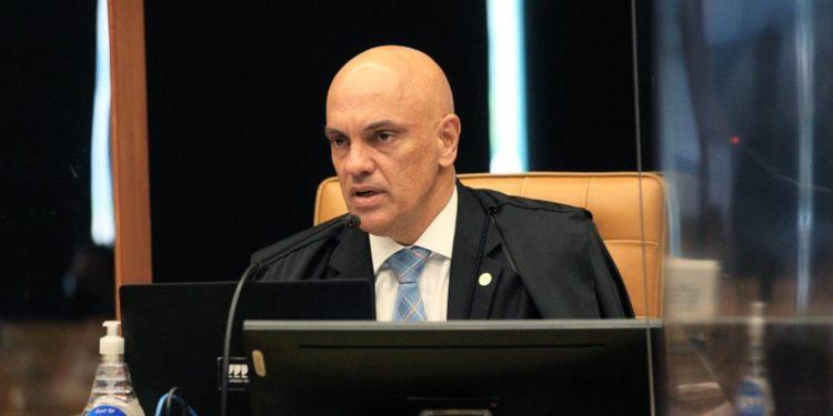 Congresso e Moraes marcam posição sobre cassação e elegibilidade de Silveira