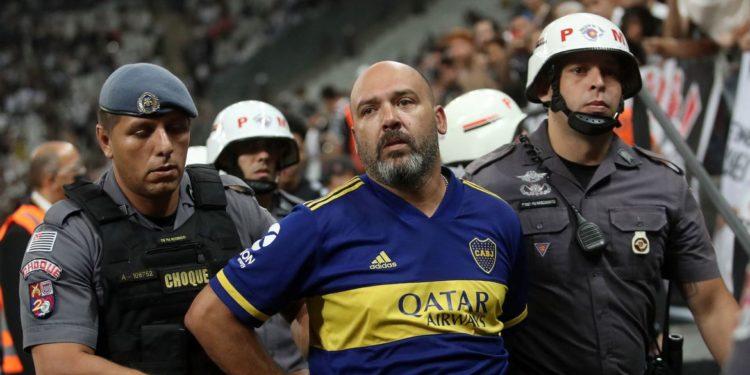 Detido por injúria racial, torcedor do Boca é solto após pagar fiança