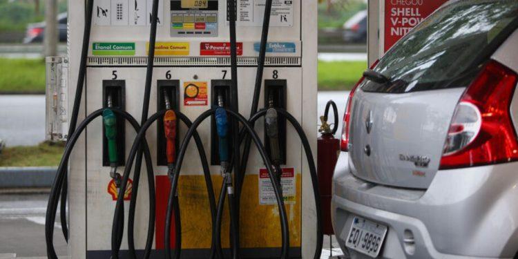 Preço da gasolina reduz vantagem de carros mais econômicos