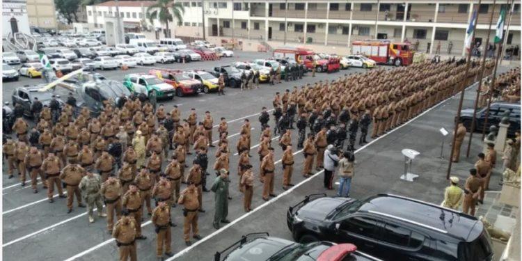 PM do Paraná faz homenagem a cabo morto em mega-assalto em Guarapuava