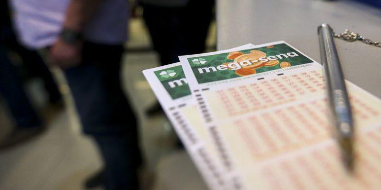 Mega-Sena deste sábado paga prêmio de R$ 120 milhões