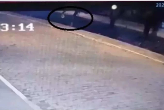 Mãe de bebê jogado em córrego de MG teria se divertido após o crime