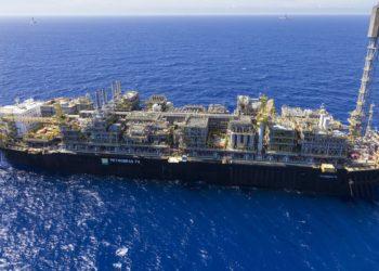 Petrobras anuncia aumento na produção de petróleo e gás
