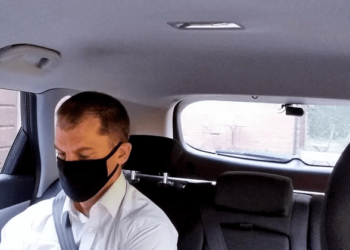 Uber passa a adotar regras locais sobre uso de máscaras em veículos