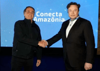 Bolsonaro: Conto com Musk para que o mundo conheça a preservação da Amazônia