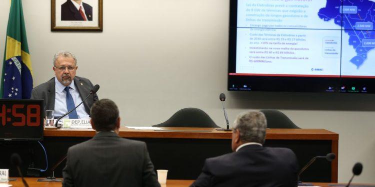 Setor elétrico quer revogar obrigação de se instalar termelétricas