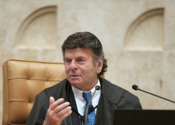 Presidente do STF defende liberdade de imprensa e combate às fake news