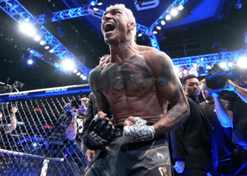 Mesmo sem cinturão, Charles do Bronx ultrapassa Ngannou e vira número 4 peso-por-peso do UFC