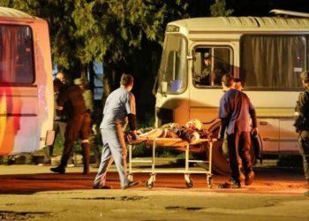 Guerra na Ucrânia: Mais de 250 soldados ucranianos se rendem e Kiev ordena que Mariupol ceda