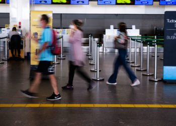 Covid-19: Brasil registra 21.432 novos casos e 92 mortes