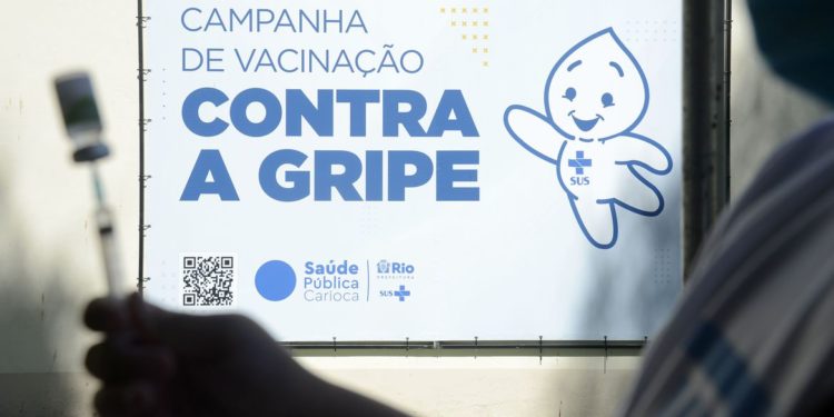 Casos de Síndrome Respiratória Aguda Grave voltam a crescer