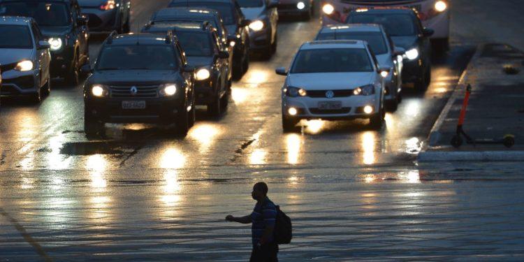 PRF inicia campanha Maio Amarelo para alertar sobre trânsito