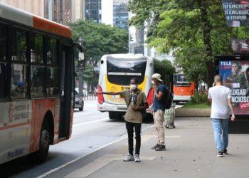 Covid-19: Brasil tem 8.195 casos e 62 mortes em 24 horas