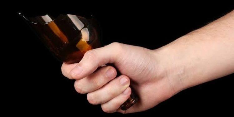 Homem é internado em estado grave após ser espancado na festa da família em Manaus