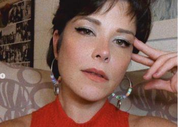 Samara Felippo é vítima de golpe e recebe água e isopor no lugar das compras