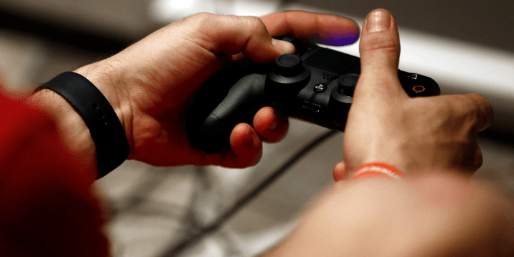 Bolsonaro anuncia corte do IPI de videogames e acessórios a partir de 1º de julho