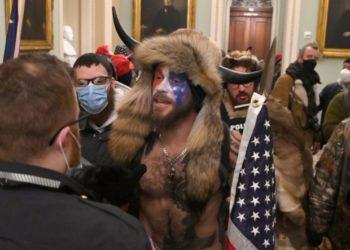 Invasão ao Capitólio foi tentativa de golpe e teve Trump como líder, afirma comissão