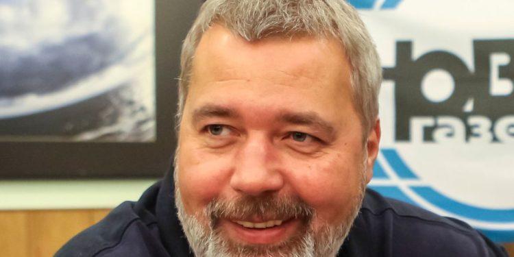 Jornalista russo leiloa Nobel da Paz para ajudar crianças ucranianas