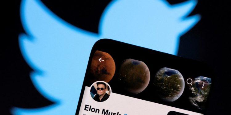Musk acusa Twitter de reter informação e ameaça desistir da compra