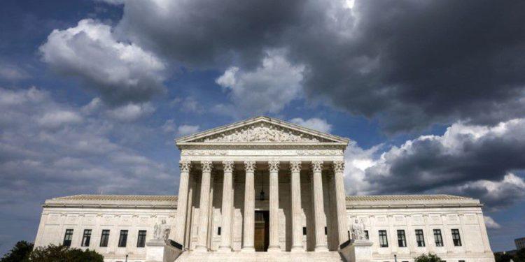 Suprema Corte pede opinião de Biden sobre disputa entre WhatsApp e NSO