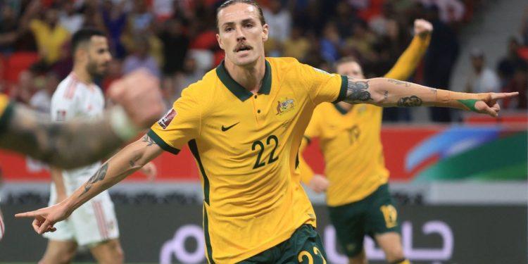 Austrália vence Emirados Árabes e continua sonhando com vaga para Copa